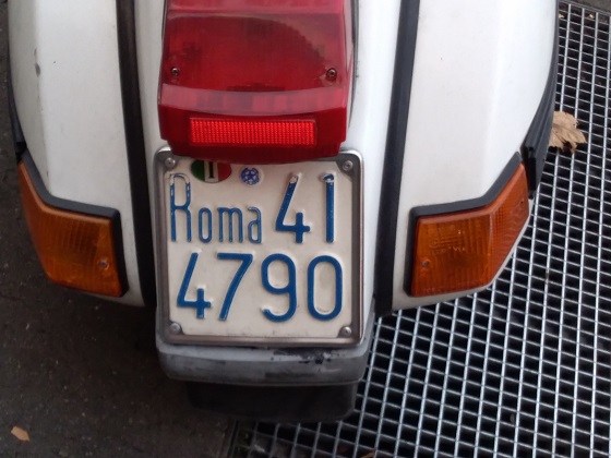 italy license plate